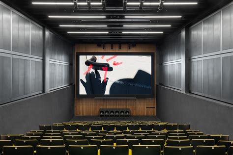 godard fondazione prada